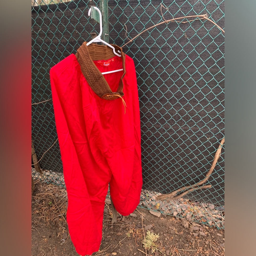 Red palazzo pants - Picture 2 of 5